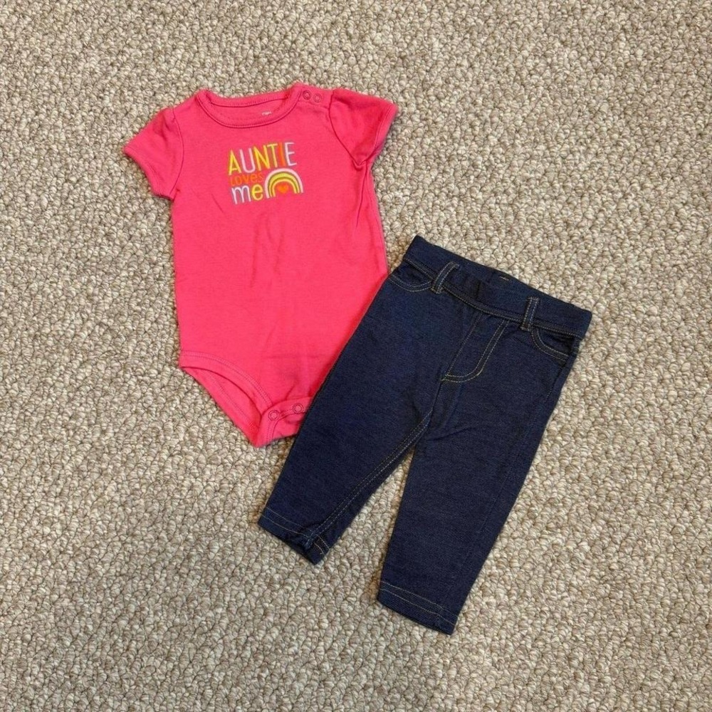 Carters Girls Auntie Loves Me Outfit Set Size 6 Months